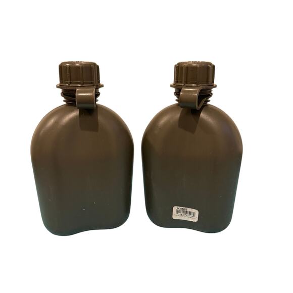 U.S. Military Surplus 1 Quart Canteen (Set of Two) - Picture 2 of 2
